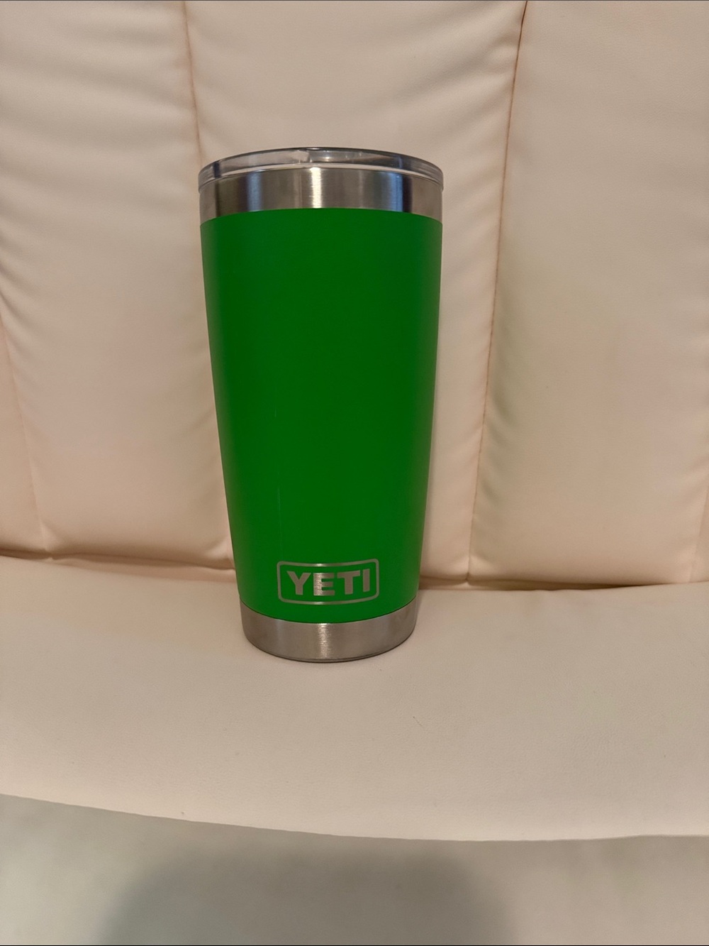 Yeti Rambler 20oz Tumbler - no sipping toggle